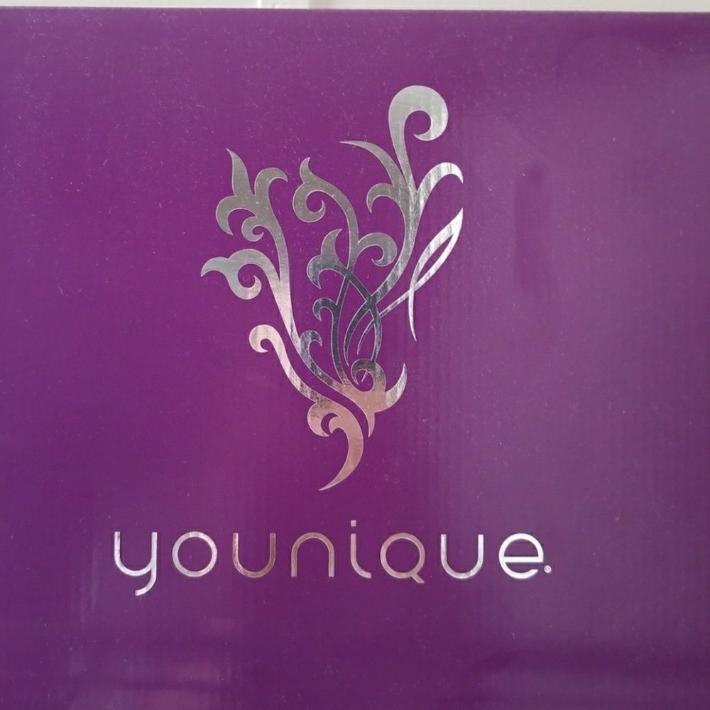 YOUNIQUE PRODUCTS